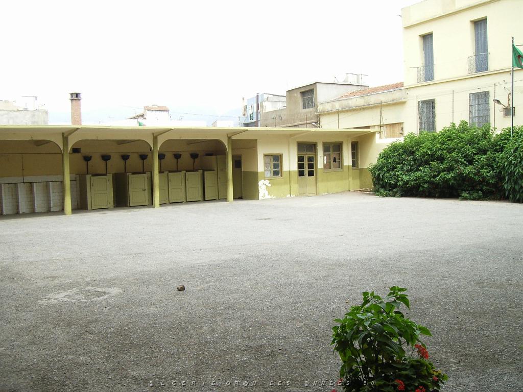 078-ORAN-Juin06-ecole Lamoriciere.jpg - Unicode